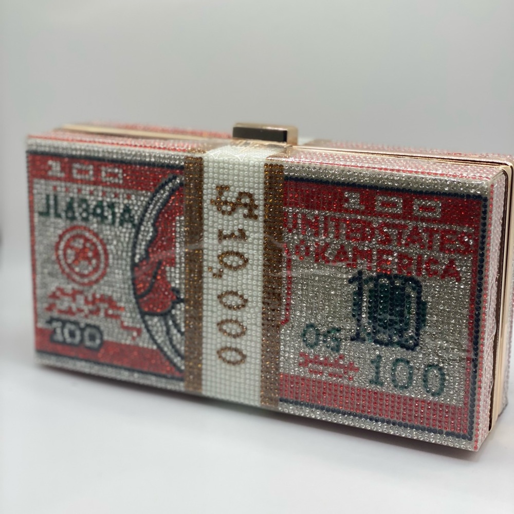 Moneybox clutch 10,000